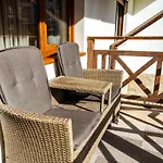 Large Stylish 2-bedroom Near Road, 5 Min To Gondola & Bar Street Διαμέρισμα Μπάνσκο