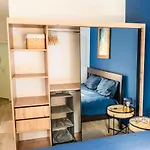 Διαμέρισμα Large Stylish 2-bedroom Near Road, 5 Min To Gondola & Bar Street *